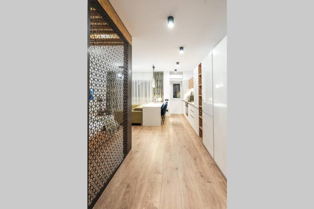Briana Luxury Sky View
